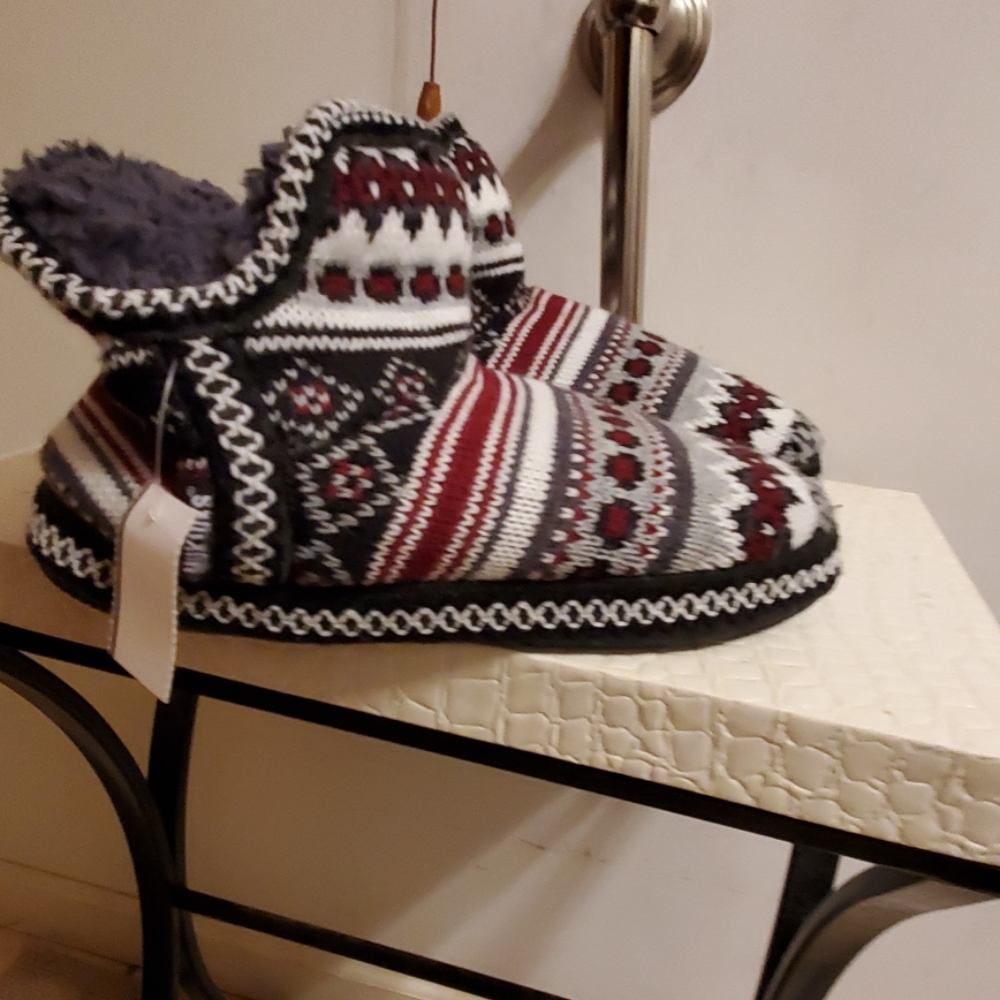MUK LUKS SLIPPERS